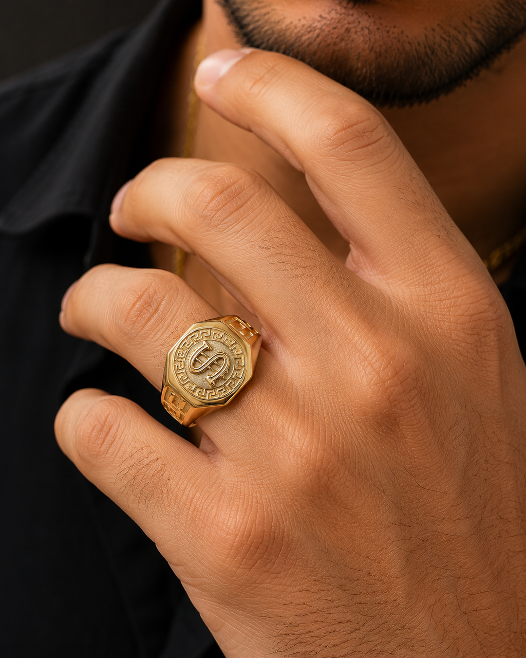 Anillo Sello Monograma “$” – Oro 10K