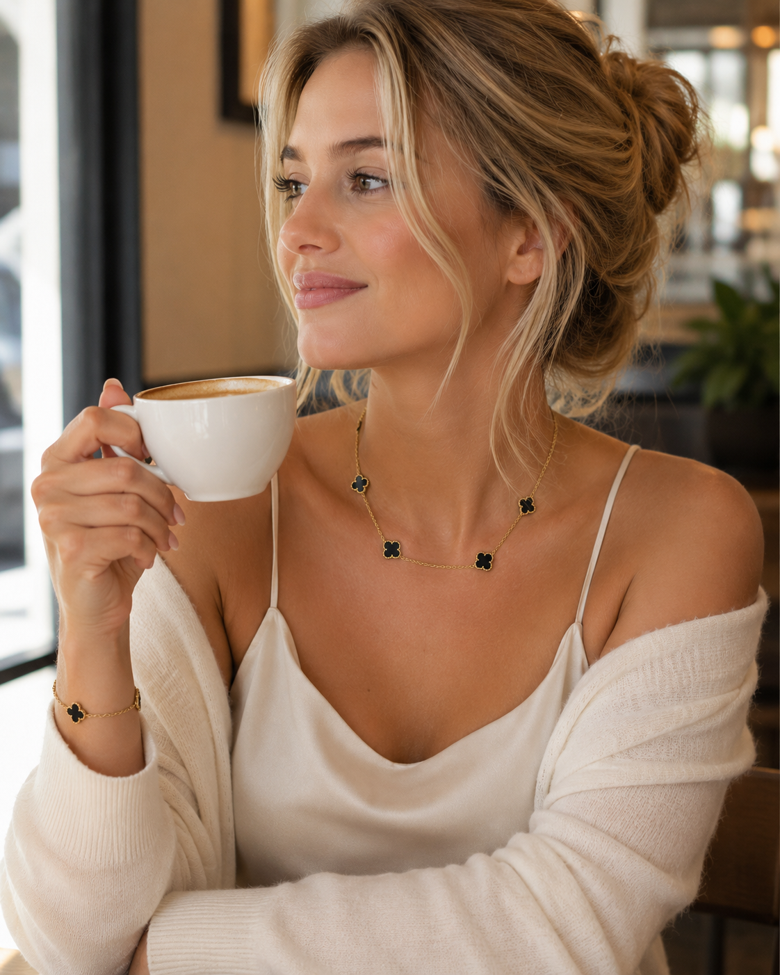 Midnight Clover Jewelry Set